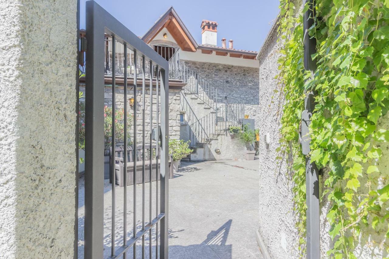 Ferienwohnung Casa Del Tiglio Varenna Exterior foto